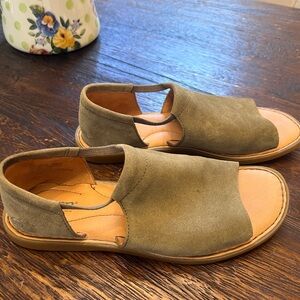 Born sandals cove modern women’s size 9